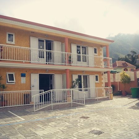 Residence Hoteliere Otroiza Cilaos Exterior photo